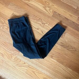 Women’s large Under Armour Black Leggings